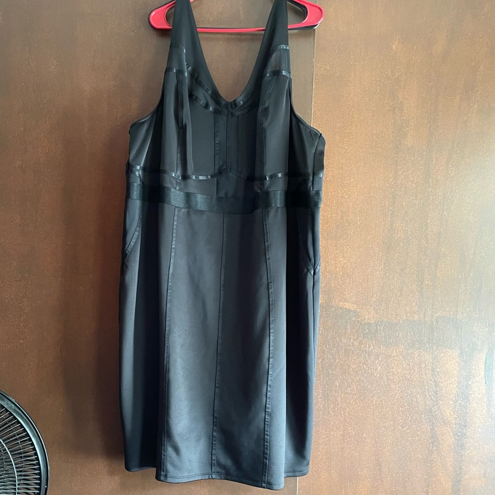 Plus size black ribbed dress